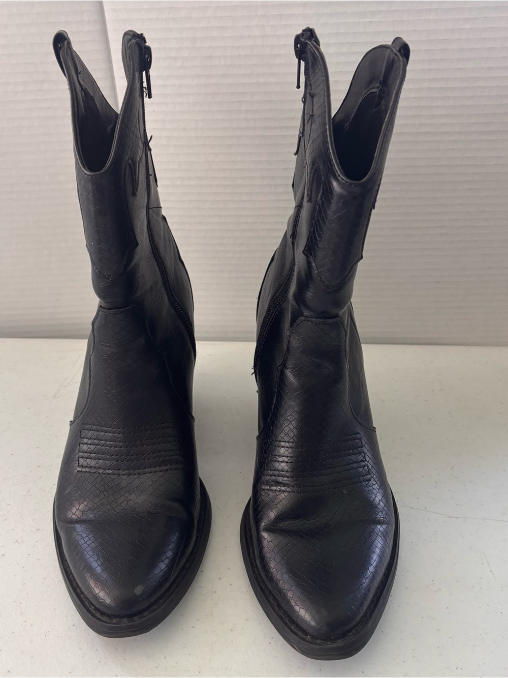 Mix No. 6 Black Pointed Toe Western Ankle Booties